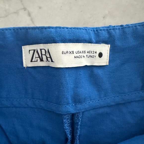 EUC Zara eyelet high rise short size XS - Picture 3 of 3